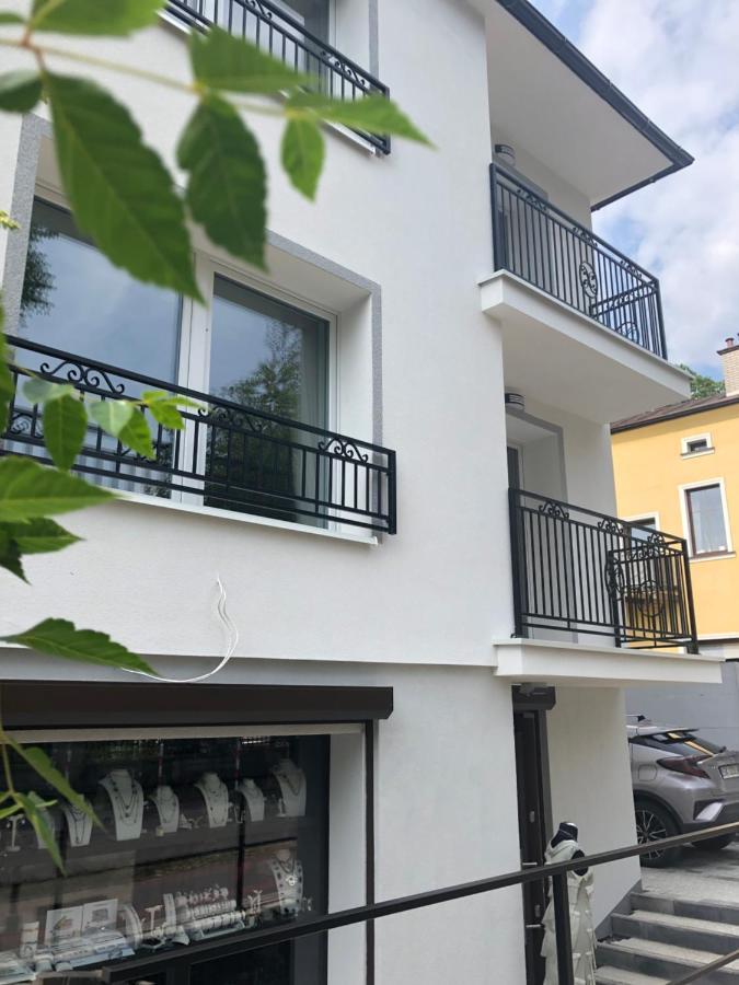 Apartamenty Biala Perla ウストロン エクステリア 写真