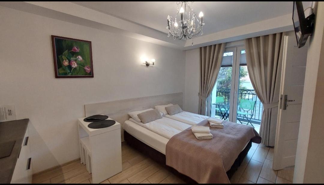 Apartamenty Biala Perla ウストロン エクステリア 写真