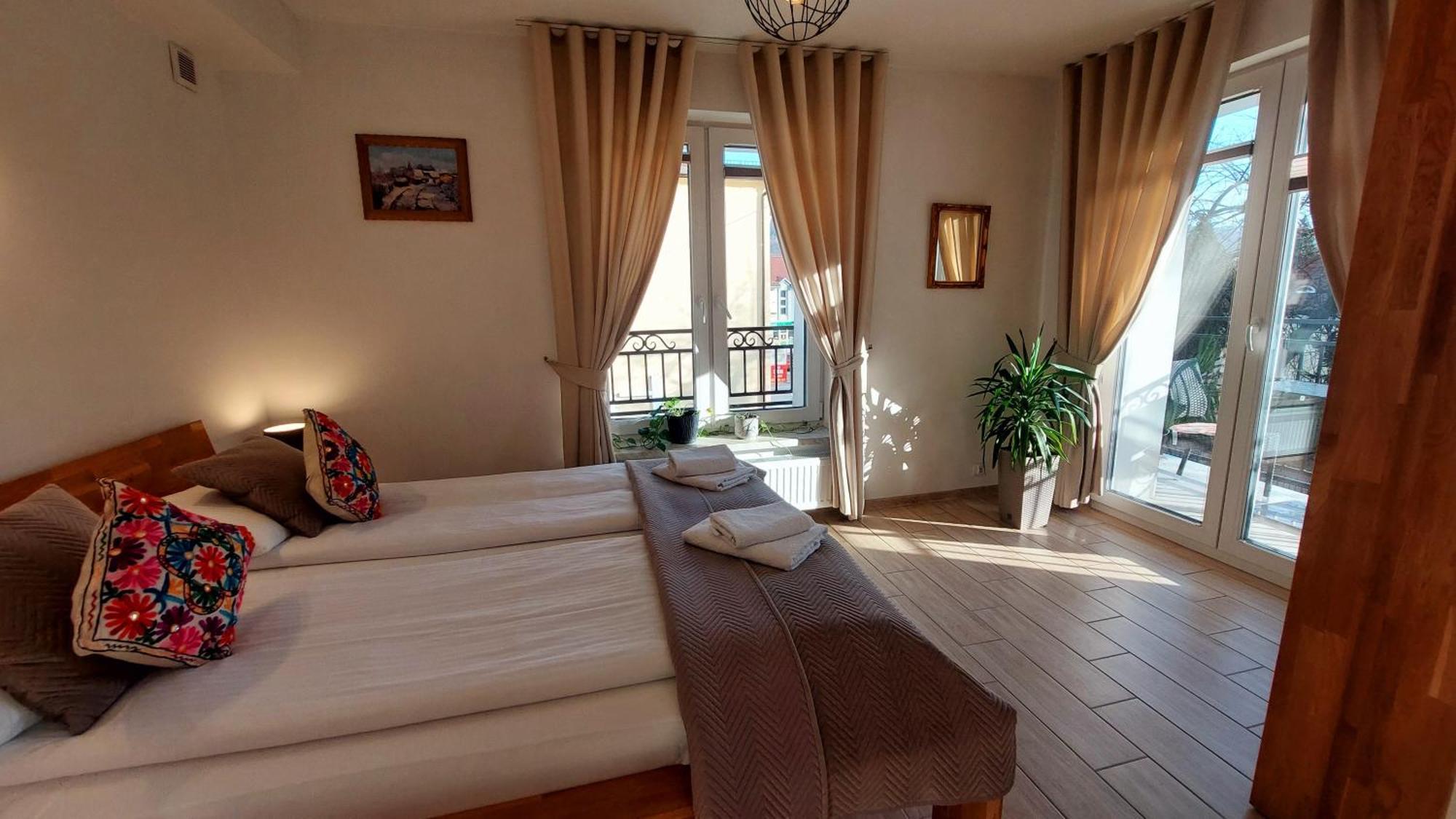Apartamenty Biala Perla ウストロン エクステリア 写真